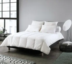COUETTE SYNTHETIQUE PAVILLON .