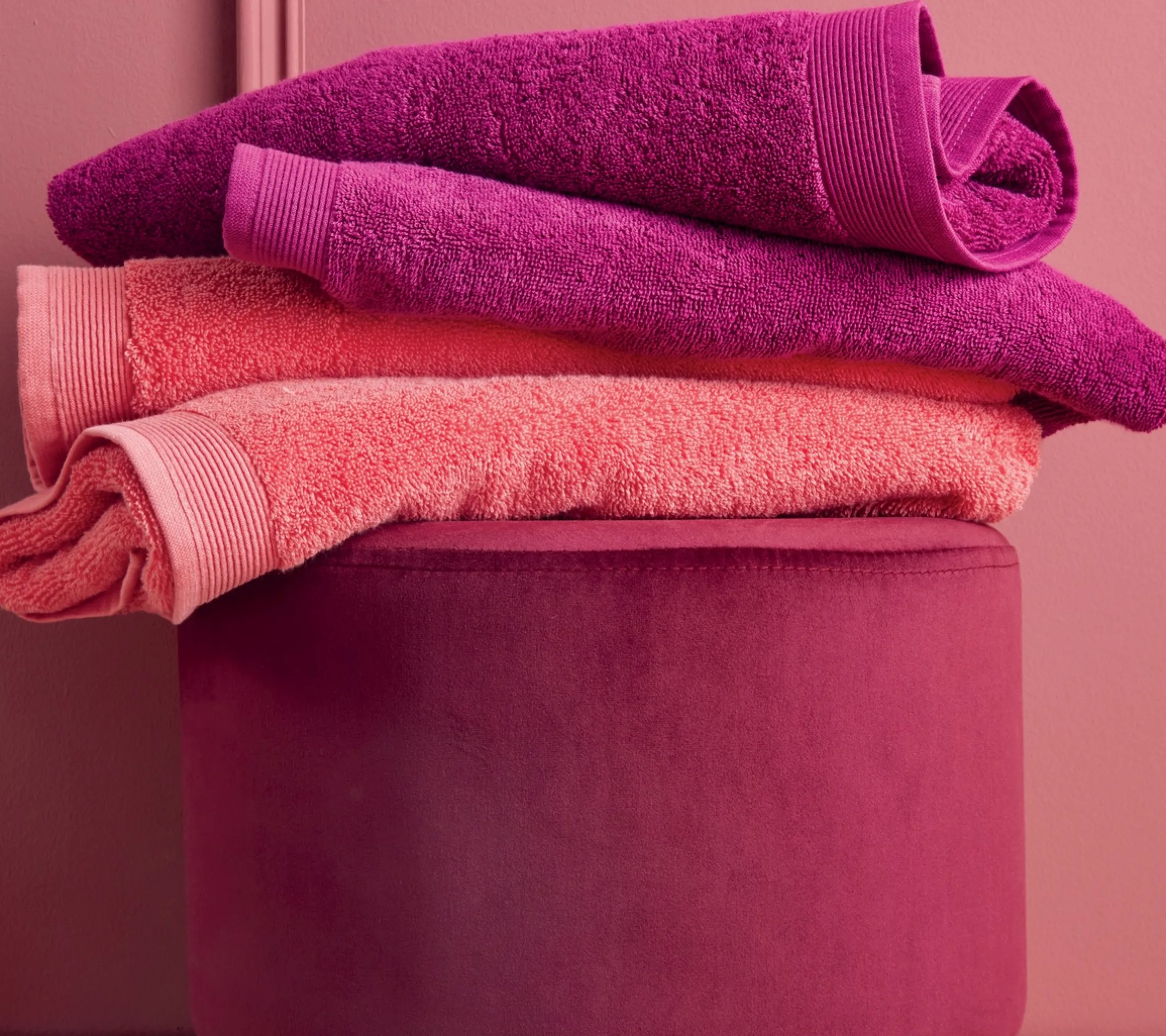 DRAP DE BAIN UNI CYCLAMEN