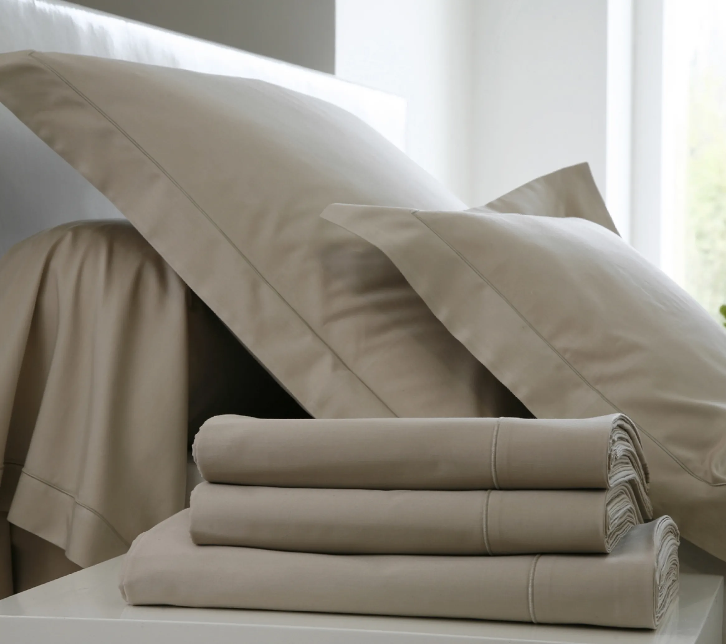DRAP HOUSSE 4 TÊTES UNI SATIN CHANVRE
