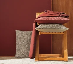 ENSEMBLE ENVELOPPE COUSSIN ESSENTIEL TAUPE